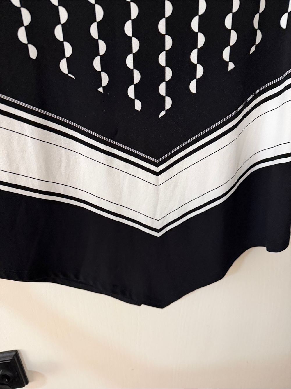 Alfani Black and White Geometric Boatneck Long Sleeve Top - Picture 4 of 4